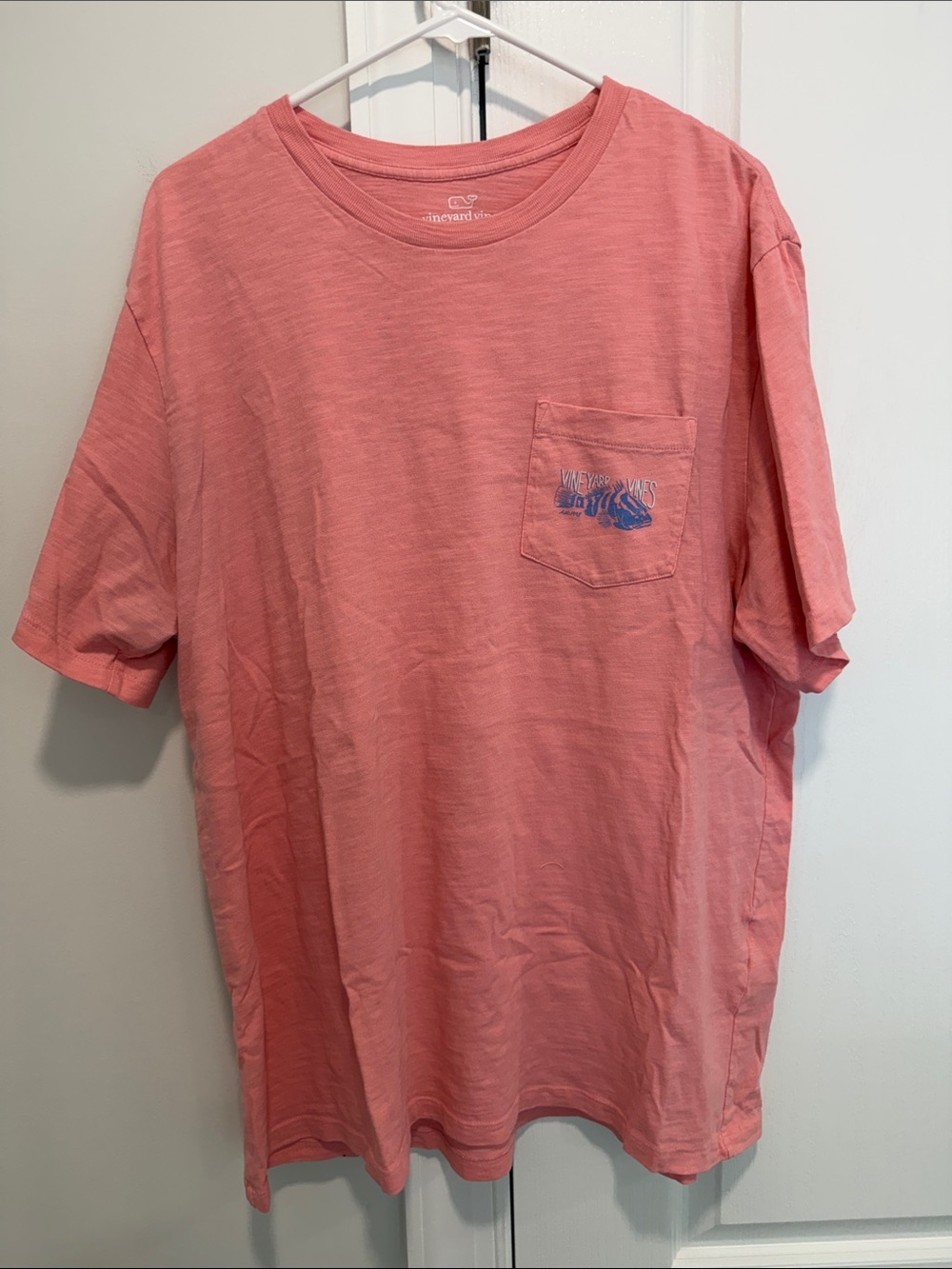 Vineyard Vines Men's Coral Pocket Tee-never worn